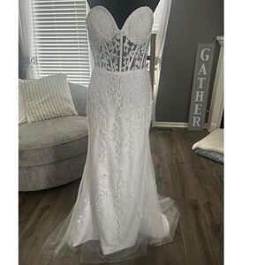 Strapless Lace Corset Wedding Dress Mermaid Bridal Gown Lace Up Back. Size 10